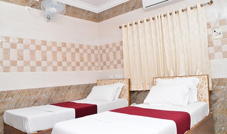 Suryas Guest House Chennai Dış mekan fotoğraf